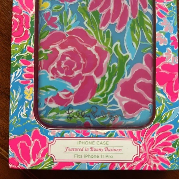 Lilly Pulitzer iPhone 11 Pro Case New! - Picture 2 of 4